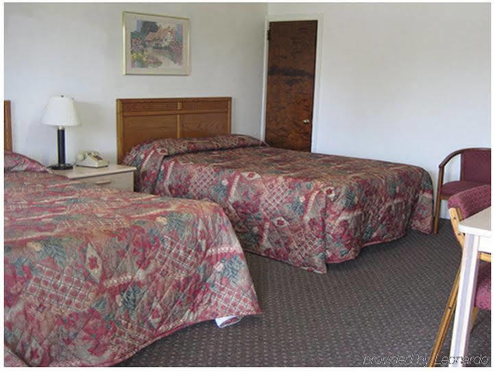 Red Carpet Inn & Suites Morgantown Quarto foto